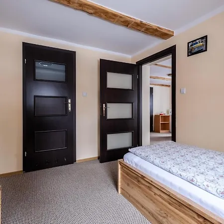 Agnes Karpacz-milkow * קרפאז'