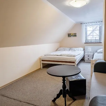 Agnes Karpacz-milkow * קרפאז'